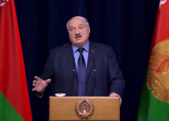 Lukaşenko Kiyev və Moskvaya çağırış etdi: Danışın!