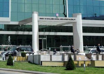 ƏƏSMN zənglərin 45.5%-nə cavab verməyib – Sorğu