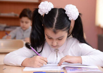 Şagirdlərin elektron yerdəyişməsinə başlanılıb