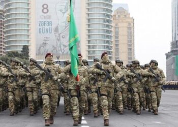 Bu hərbçilərin maaşı bir neçə dəfə artırılsın – Təklif