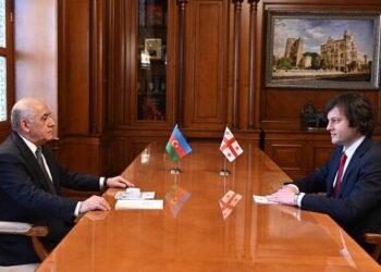 Əli Əsədov İrakli Kobaxidzeni təbrik edib