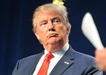 Tramp 132 ildən sonra ilkə imza atdı