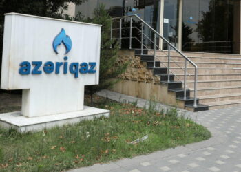 “Azəriqaz” dövlət xəstəxanasını məhkəməyə verdi