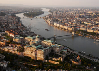 Ermənistan Macarıstanla saziş imzalayacaq