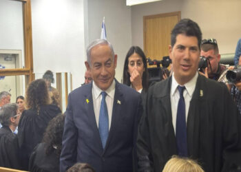 Netanyahu korrupsiya işi ilə bağlı məhkəməyə gedib