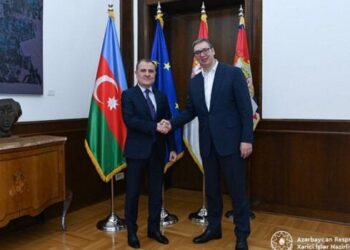 Vuçiç Ceyhun Bayramovu qəbul etdi