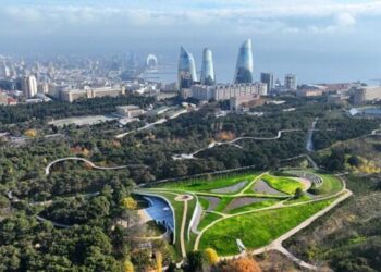 Nəbatat Bağının təmiri zamanı qanunsuz tikililər sökülüb