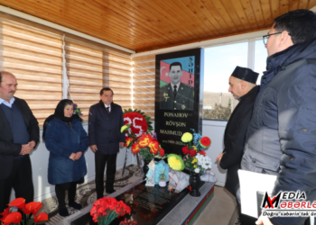 Qazaxda icra başçısı 31 dekabr – Dünya Azərbaycanlılarının Həmrəyliyi Günü və Yeni il bayramı ərəfəsində şəhidlərin məzarlarını ziyarət edib