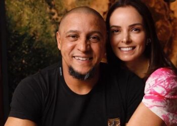 Roberto Karlos 15 il evlilikdən sonra həyat yoldaşından boşanır