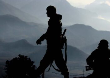 Tramp pulunu kəsdi, Türkiyə isə hücuma hazırlaşır