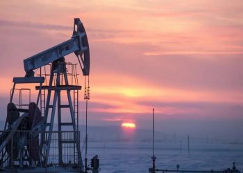 Azərbaycan neftinin qiyməti 77 dollardan aşağı enib