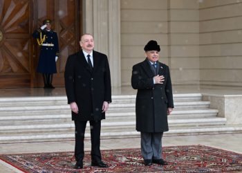 Şahbaz Şərifin rəsmi qarşılanma mərasimi olub