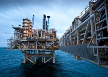 Azərbaycan neftinin qiyməti azalıb