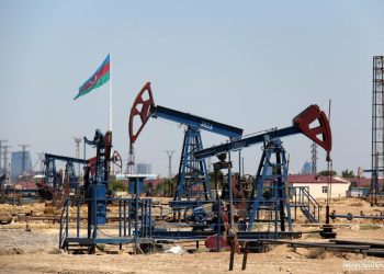 Azərbaycan nefti cüzi ucuzlaşıb