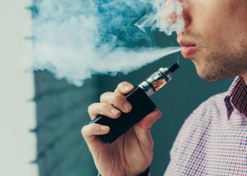 Elektron siqaret çəkənlərə xəbərdarlıq