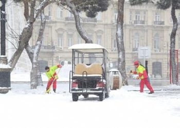 Şaxtalı havada evsizlər hara müraciət edə bilər? – Rəsmi