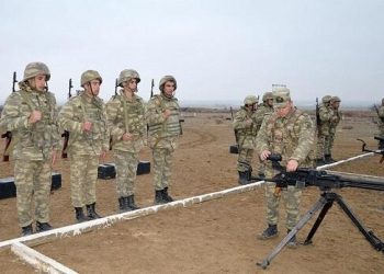 Hərbi vəzifəlilər atış çalışmalarını icra etdi