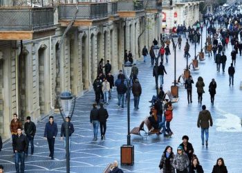 Azərbaycanda əhalinin sayı artıb