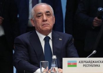 Baş nazir Milli Məclisdə hesabat verir