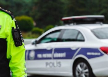 DYP səkilərdə avtomobil saxlayan sürücülərə xəbərdarlıq edib