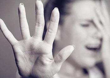 Gəlin qayınatası və baldızı tərəfindən döyüldü