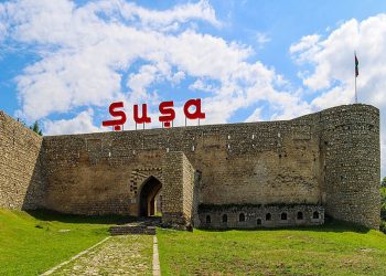 Dövlət Komitəsi: Şuşada qala divarları qorunub saxlanacaq