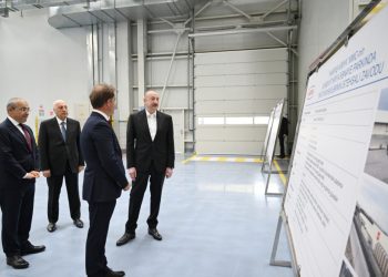 Prezident İlham Əliyev Sumqayıt Kimya Sənaye Parkında bir sıra müəssisələrin açılışını edib – FOTO