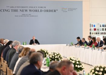 Azərbaycan Prezidenti: Sülh sazişinə gəldikdə, top ermənilərin tərəfindədir