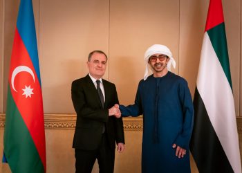 Ceyhun Bayramov BƏƏ XİN rəhbəri ilə regionda sülh səylərini müzakirə edib