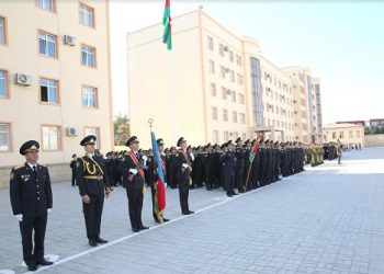 Kursant hərbi rütbəsi əsgərə bərabər tutulacaq