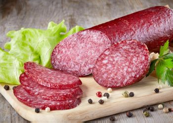 Bu dəfə görün kolbasadan nə çıxdı – FOTO