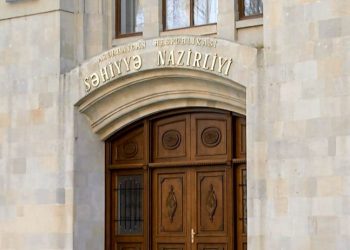 Nazirlikdən plastik cərrahlarla bağlı rəsmi AÇIQLAMA