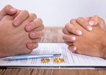 Boşananların sayı azalıb