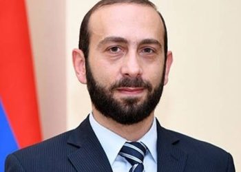 Mirzoyan Bakıya gəlir