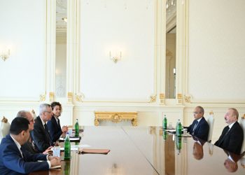 Prezident İlham Əliyev Alman İqtisadiyyatının Şərq Komitəsinin sədrini qəbul edib