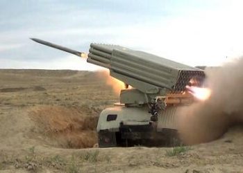 Ordumuz “düşmən” hədəflərini məhv etdi – Video