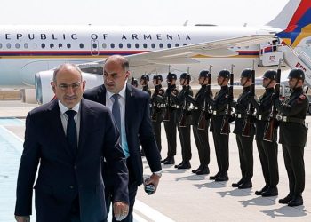 Paşinyan Türkiyədə işgüzar səfərdədir