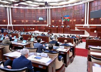 Milli Məclisin iclası başlayıb