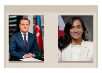 Ceyhun Bayramov kanadalı həmkarı ilə telefon danışığı aparıb