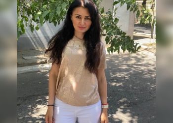 “Kimsə üçün Everestə qalxmaq çətindirsə, mənim üçün də öz sevgimi tapmaq çətindir”- Elmira Aslanova