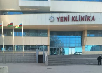 Yeni Klinikanın həkimi vətəndaşı şikəst edib: Azad Məlikov bizi təhqir etdi, dedi ki…