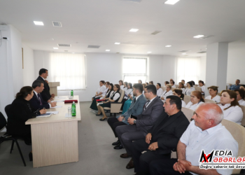 Millət vəkili Səməd Seyidov və icra başçısı Rəcəb Babaşov səhiyyə işçiləri ilə görüşüb