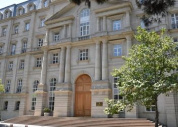 Maliyyə Nazirliyinin jurnalı ləğv olunur