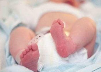 Üç aylıq körpə qusarkən boğulub öldü