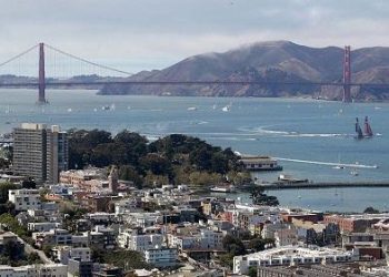 Sunami Kaliforniya sahillərinə çatdı