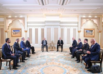 Əliyevlə Paşinyanın görüşü başa çatdı