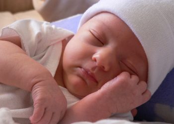 Azərbaycanda doğulan körpələrin sayı açıqlanıb