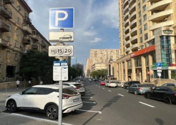 “AzParking” narazılıq yaradır: Baş redaktor həm rüsum ödədi, həm cərimələndi – NƏ BAŞ VERİR?