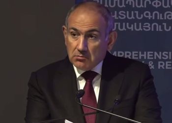 Paşinyan: Qarabağa iddialardan vaz keçdikcə Ermənistanın silah bazarı genişlənir