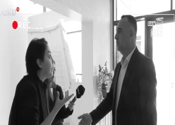 “36 min ödədim, anamı öldürüb mənə verdilər” – Vəfat edən qadının qızı Respublika Diaqnostika Mərkəzində fəryad etdi